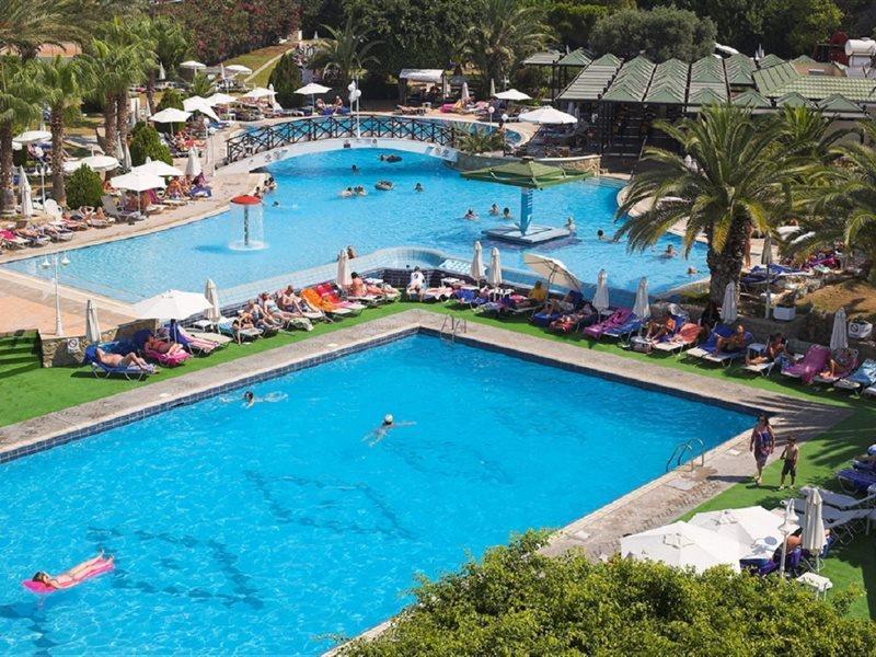 Aloe Hotel Paphos Exterior foto