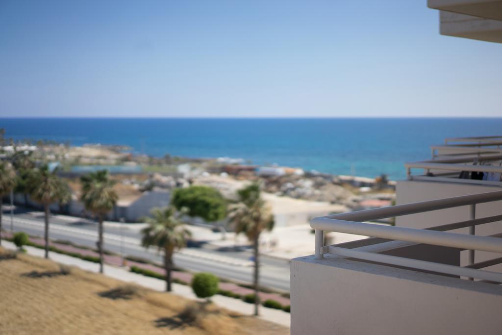 Aloe Hotel Paphos Exterior foto